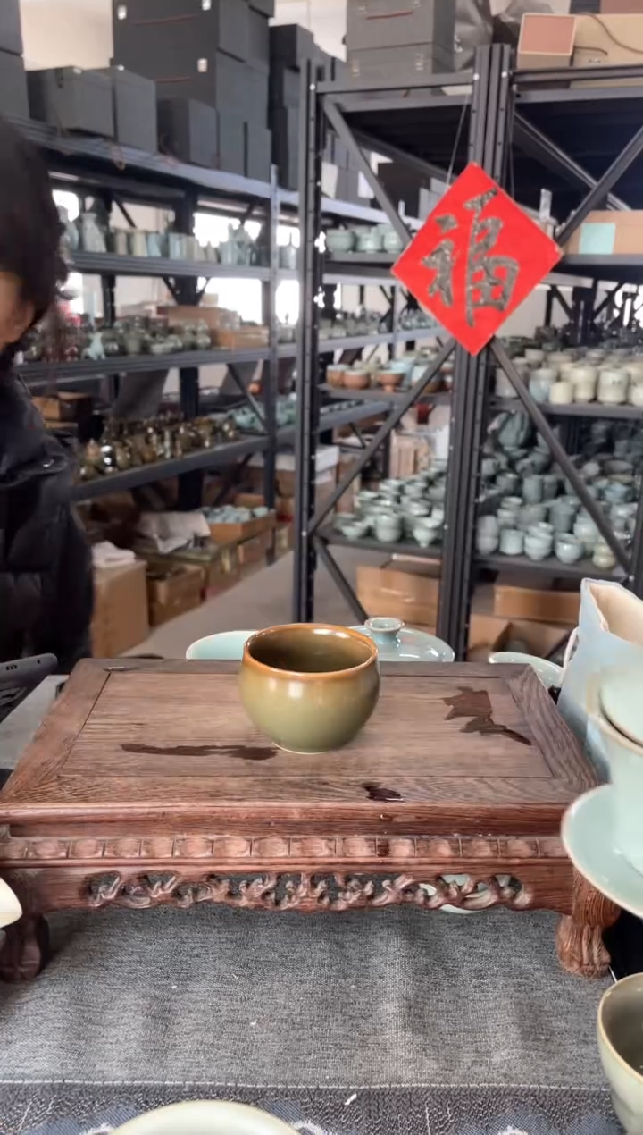【闪购商品】其他青绿釉缸杯。。。