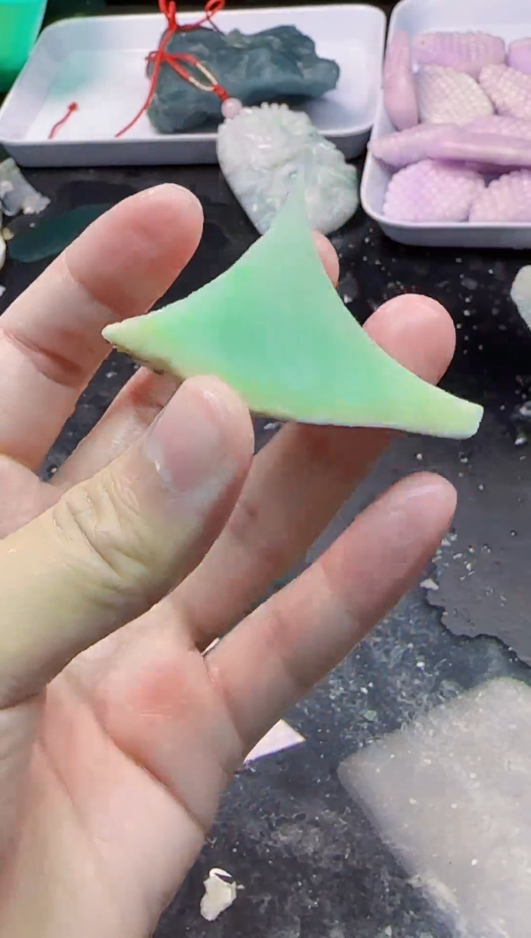 配石翡翠新*望080天然A货翡翠