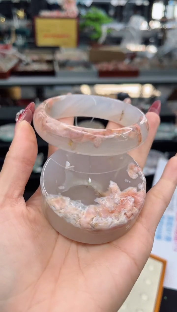 【闪购商品】石英质玉手串未镶嵌61圈口（赠品镯心）623