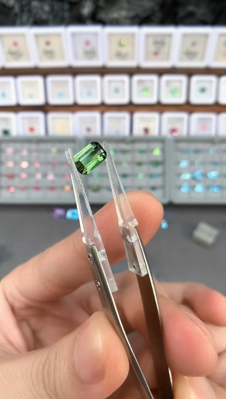 【闪购商品】定制碧玺裸石未镶嵌1.63ct