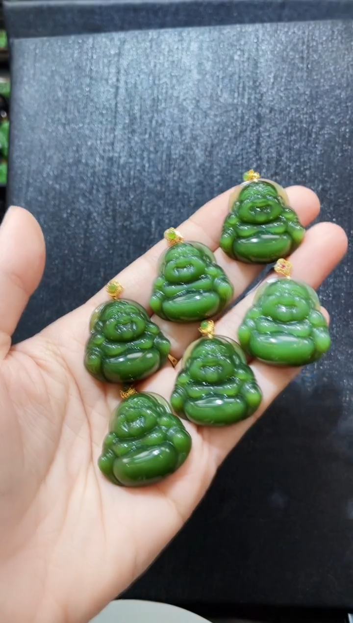 吊坠(赠链)18K金镶嵌和田玉多样性发一