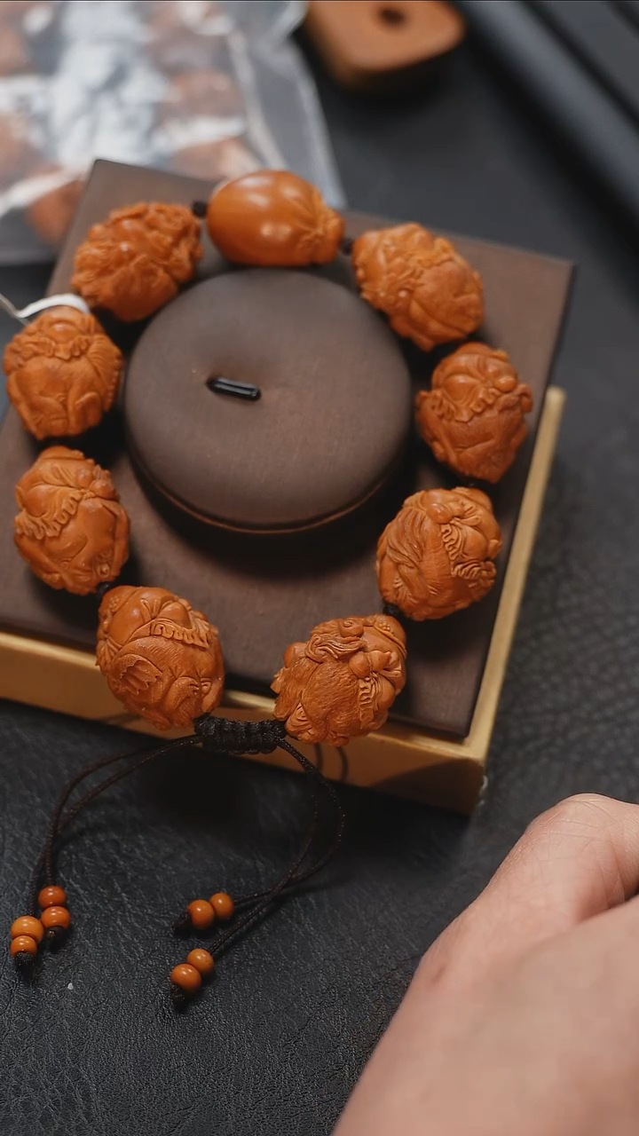 【闪购商品】橄榄核吊坠 梦梦精品核雕