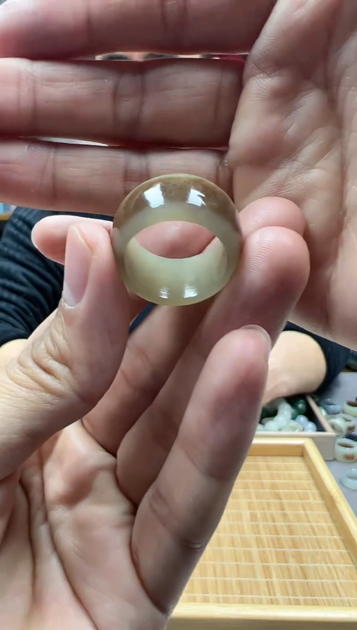 【闪购商品】和田玉戒指未镶嵌18.4且末糖
