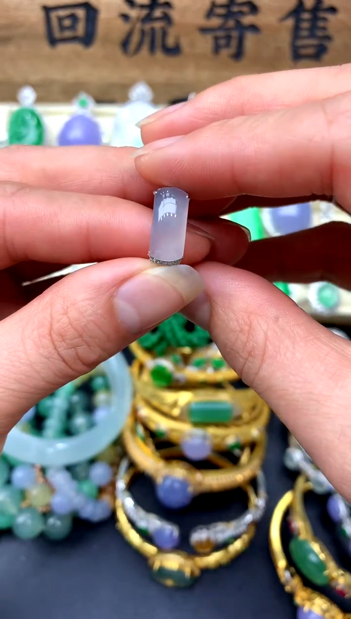 【闪购商品】翡翠戒指18K金镶嵌170-中国好珍宝