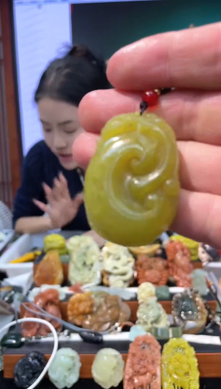 【闪购商品】岫玉吊坠未镶嵌·