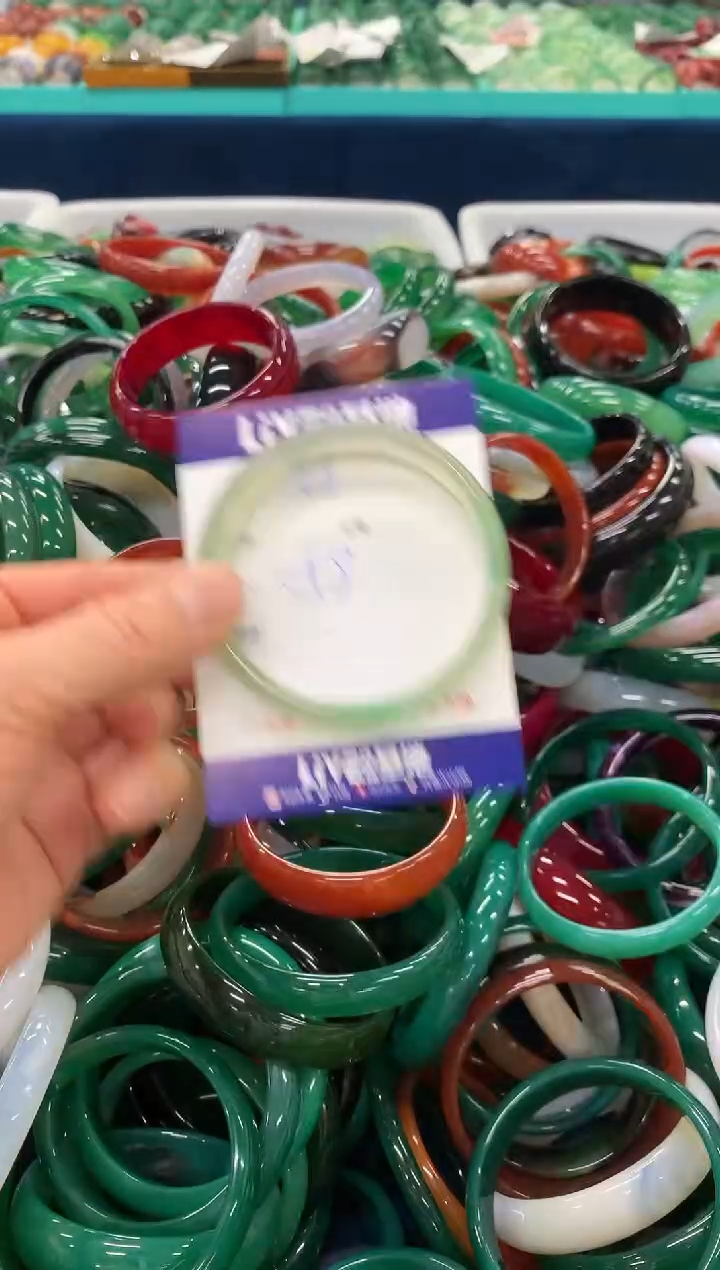 手镯玛瑙/玉髓未镶嵌268