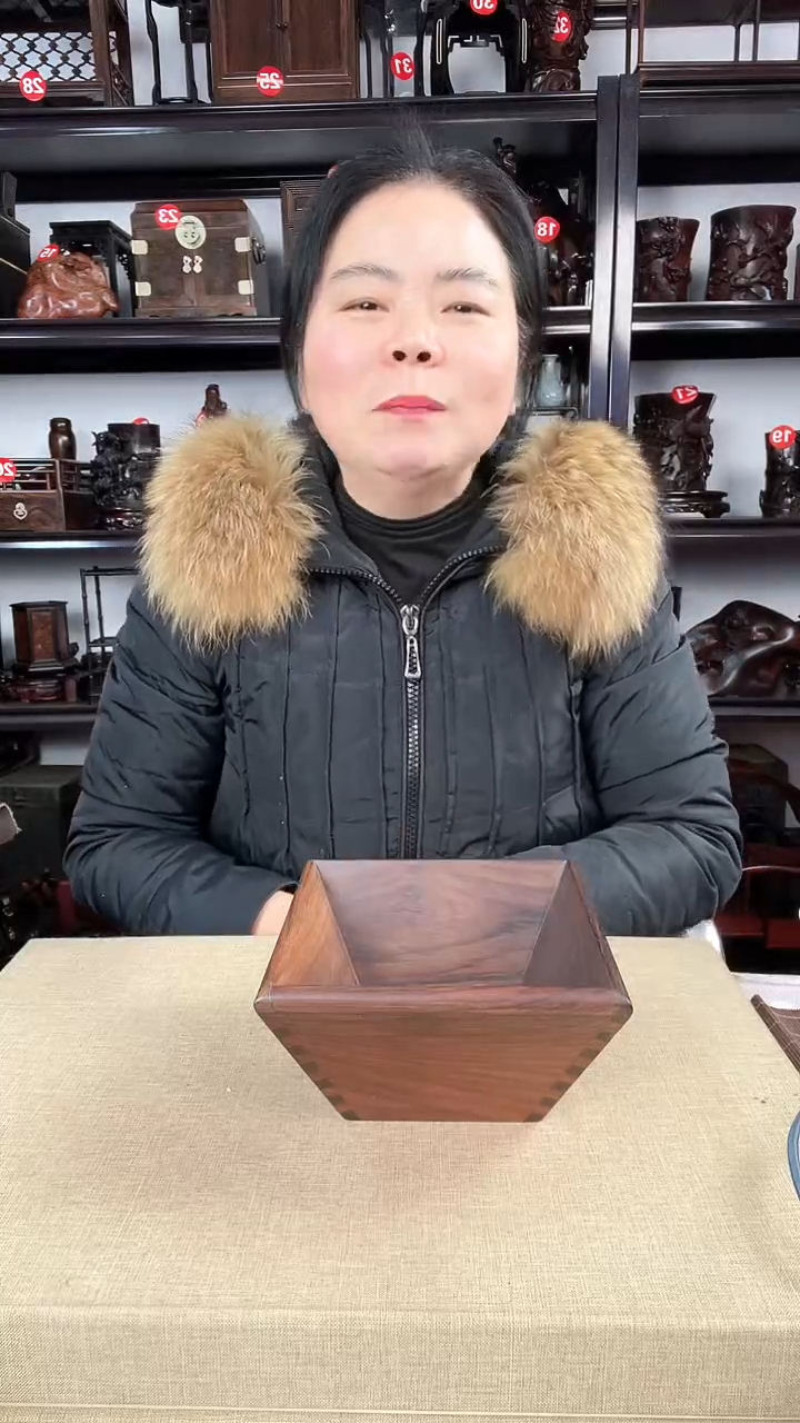 【闪购商品】木286瑕疵老李红木工艺品