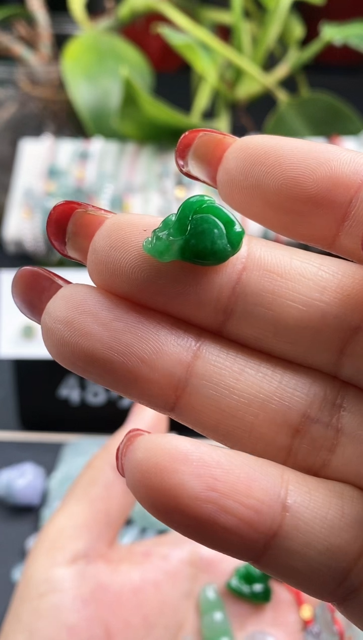 【闪购商品】翡翠散珠绿兰花裸石