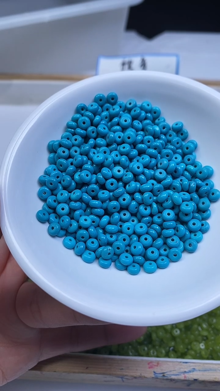 未镶嵌玛瑙手饰B630 蓝 淞算盘2*4mm50个5元