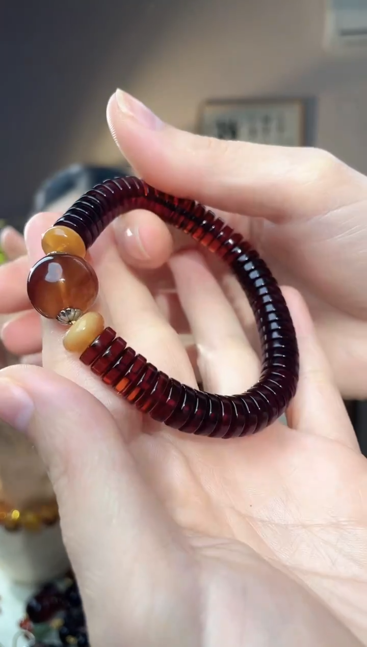 裸石琥珀未镶嵌10+ 血珀直切手串设计款