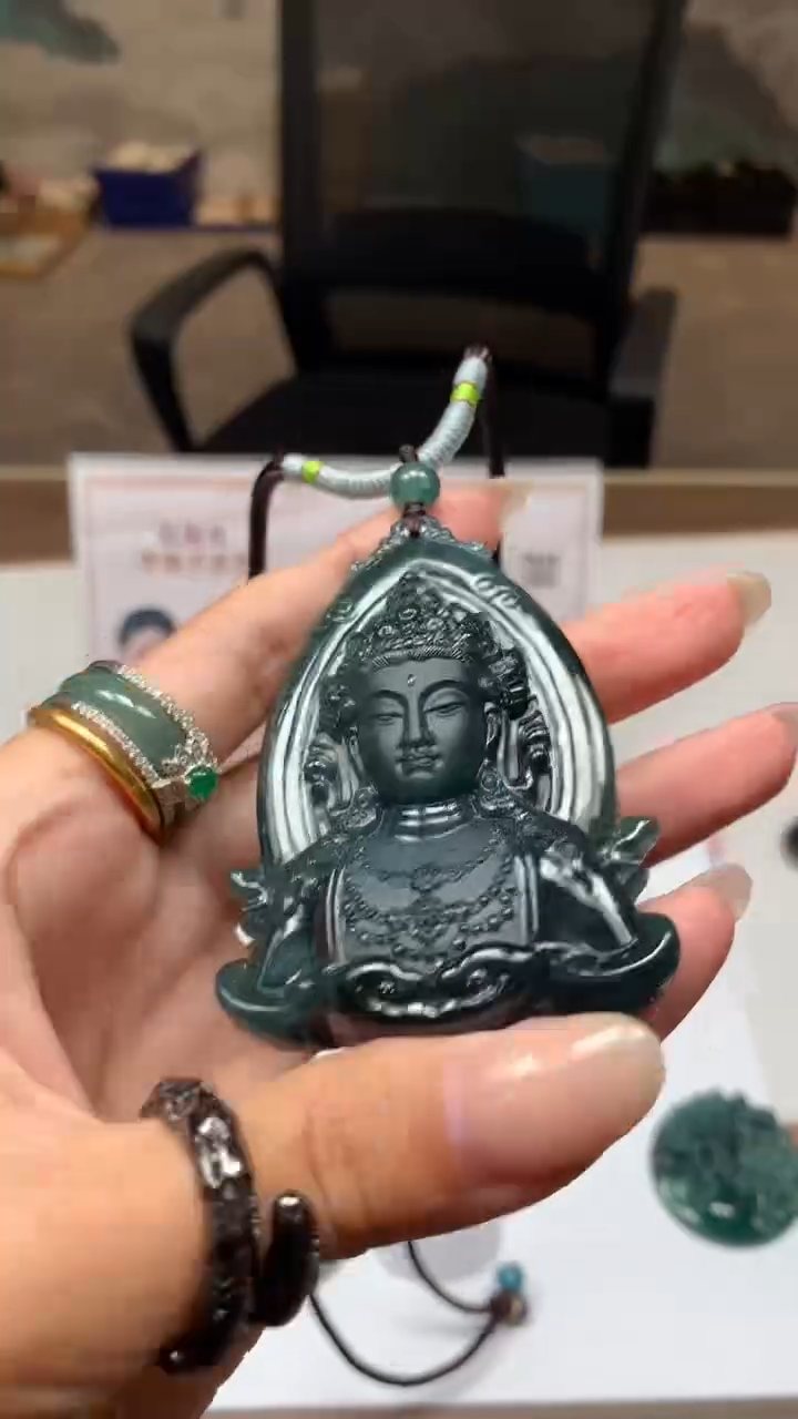 【闪购商品】定制翡翠未镶嵌不退不换随机发CMH1件-A