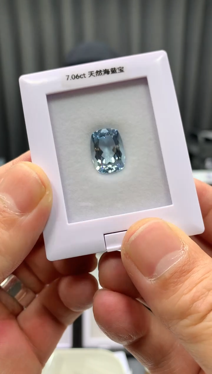 【闪购商品】海蓝宝石笔搁未镶嵌7ct 13