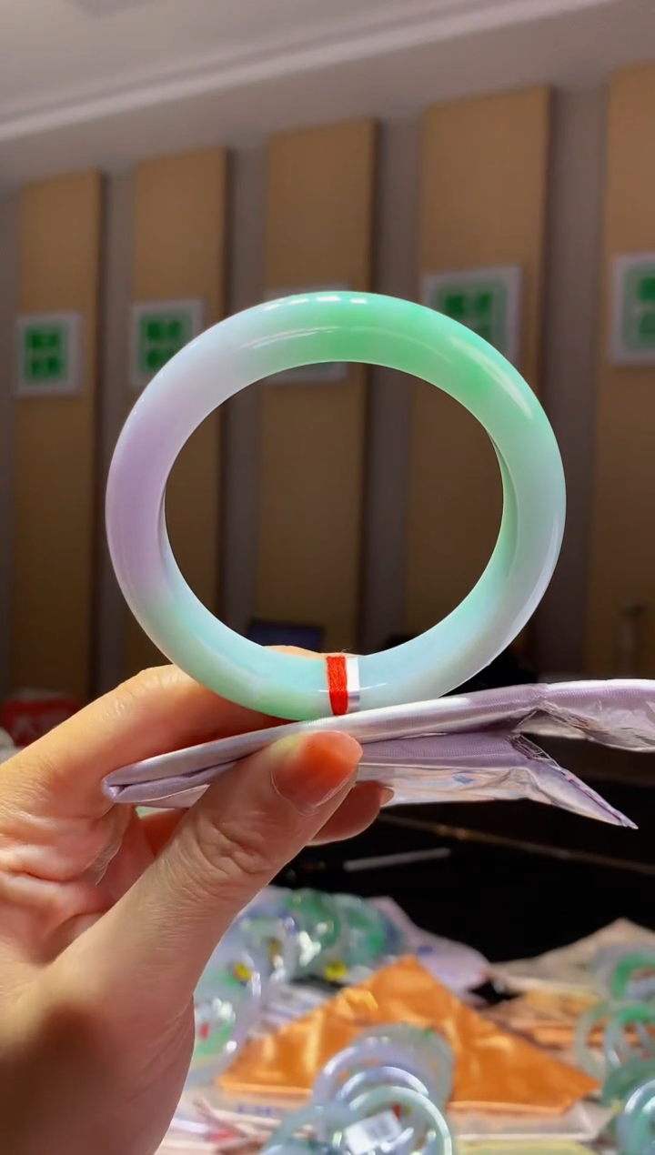 未镶嵌手镯翡翠-F38 圈口55.8 