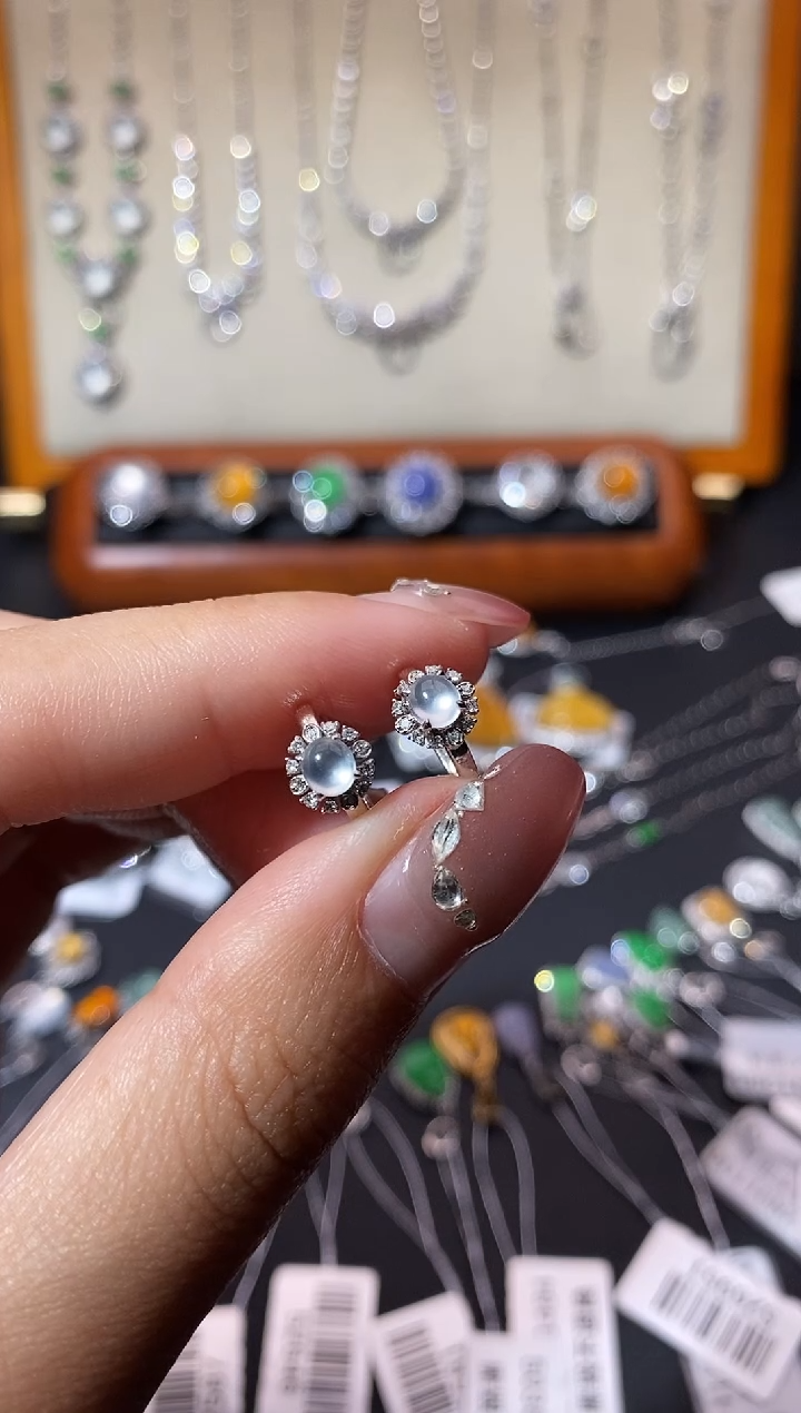 【闪购商品】翡翠18K金镶嵌耳饰耳饰