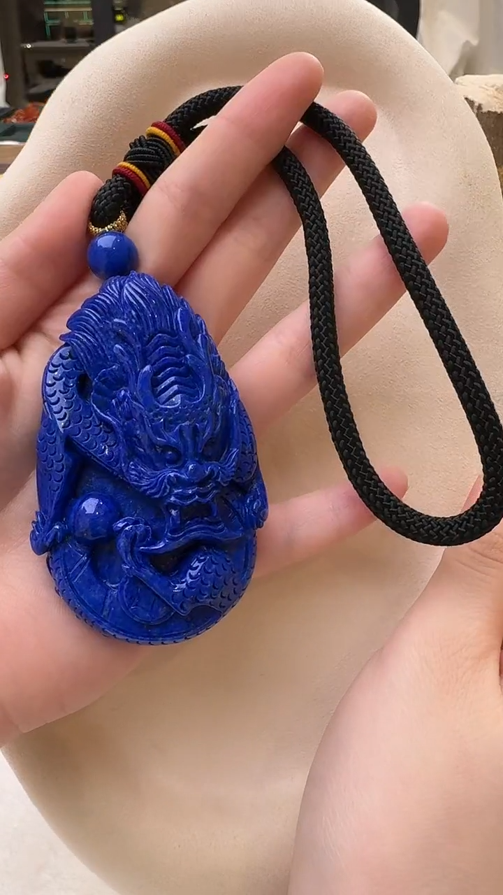 未镶嵌青金石颈饰吊坠