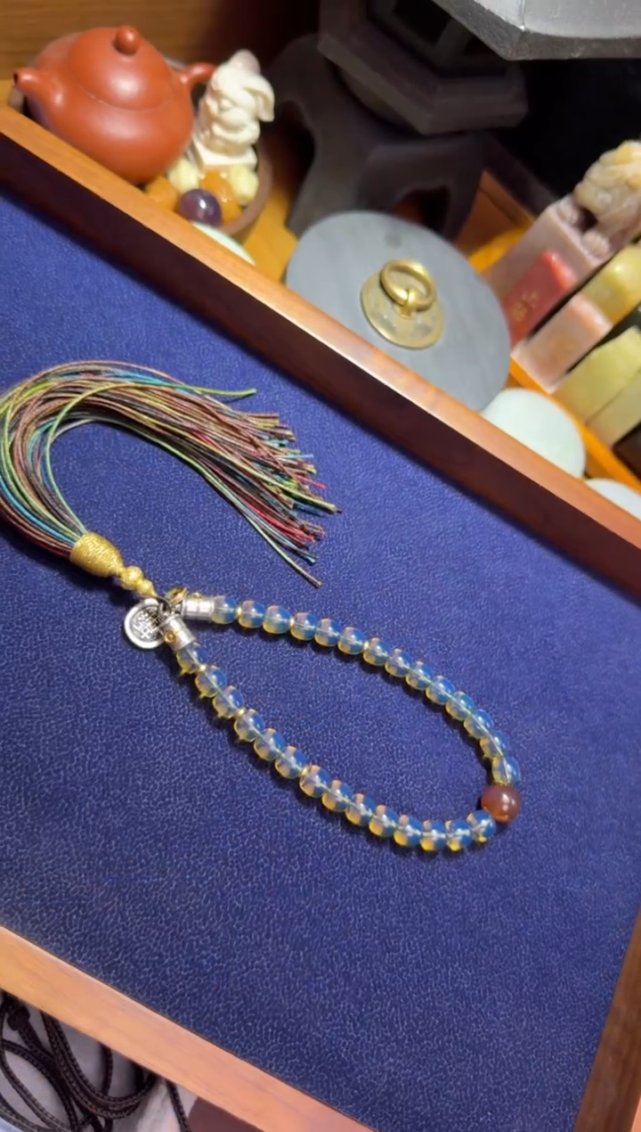 【闪购商品】琥珀颈饰未镶嵌手持 金珀