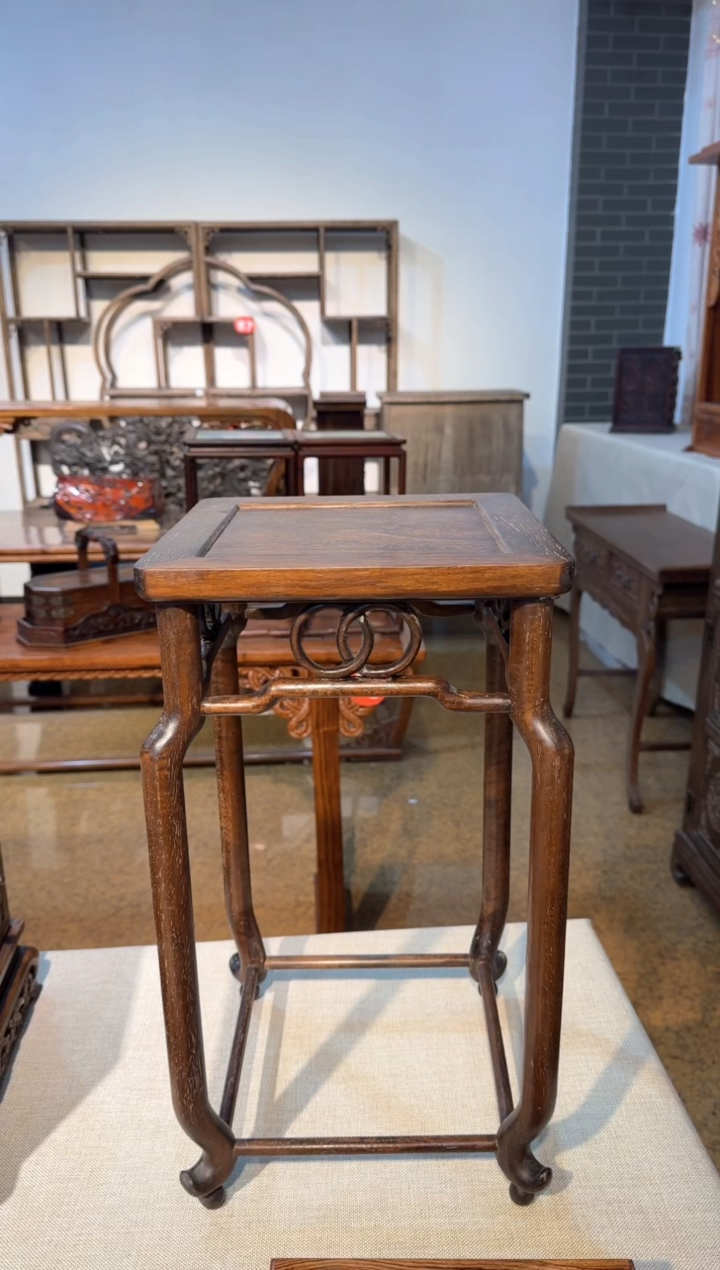 【闪购商品】木花梨木  异形花架 工艺品