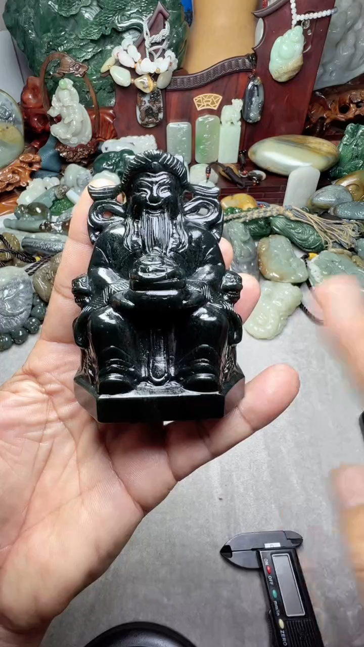 和田玉未镶嵌摆件-