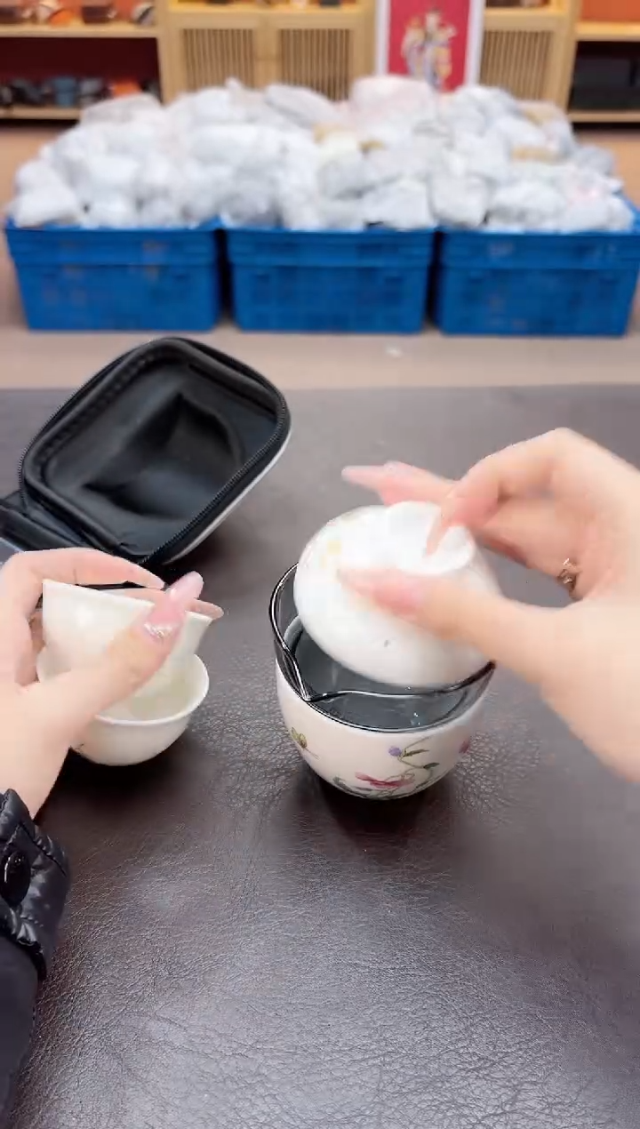 【闪购商品】摆件瓷SC1111111111111