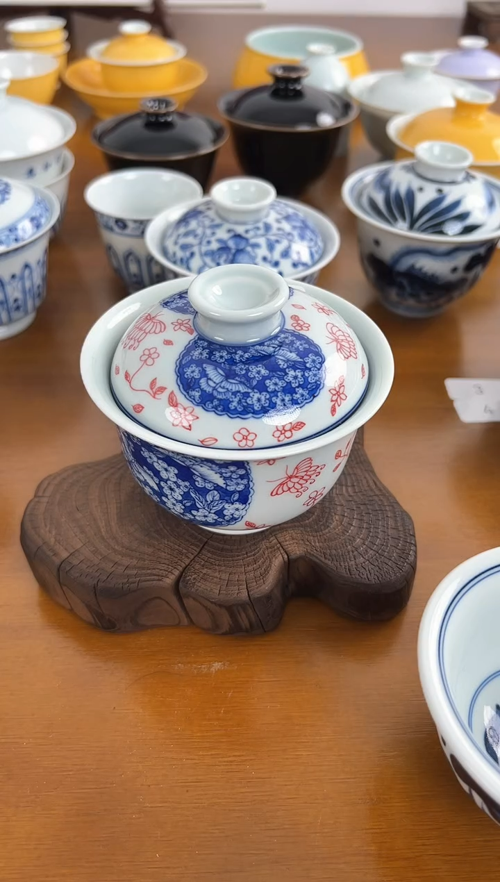 【闪购商品】照夜白青花加彩万花盖碗