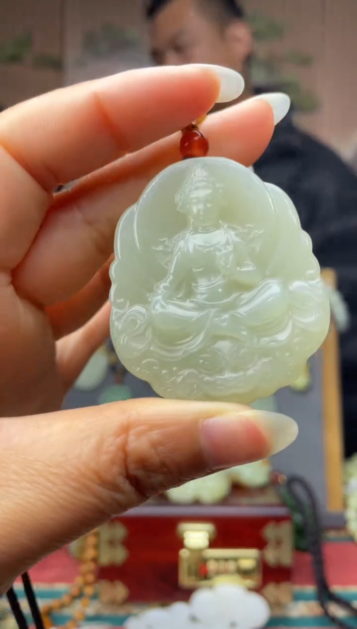 颈饰未镶嵌和田玉拍一发一