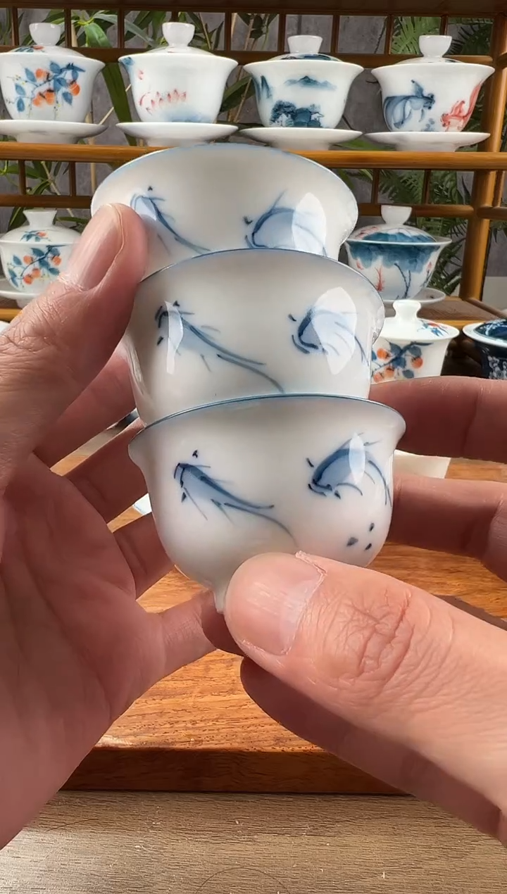 【闪购商品】微瑕荷花鱼聚小和顺杯3个