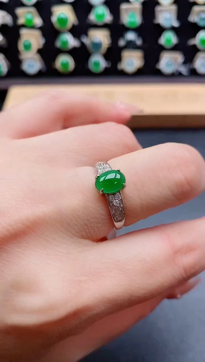 银S925镶嵌戒指翡翠1