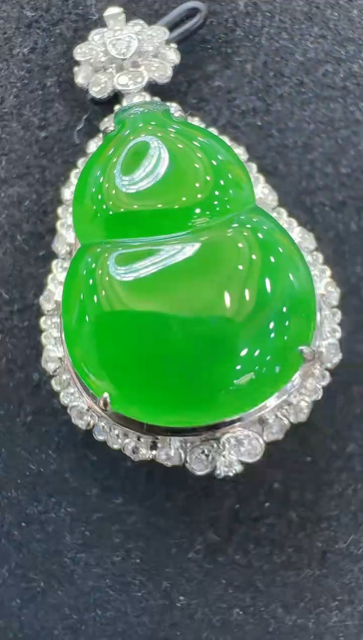 翡翠18K金镶嵌吊坠(不含链)多样性团购发一件