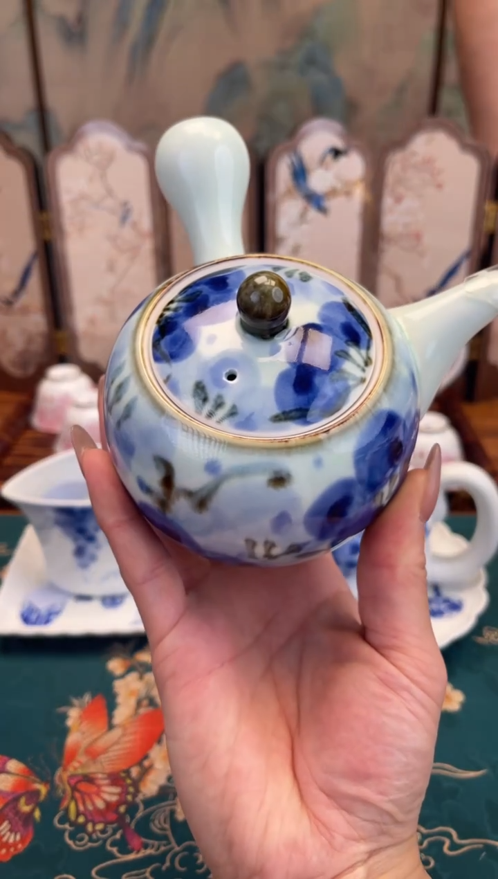 瓷片开***好长十郎篮花壶