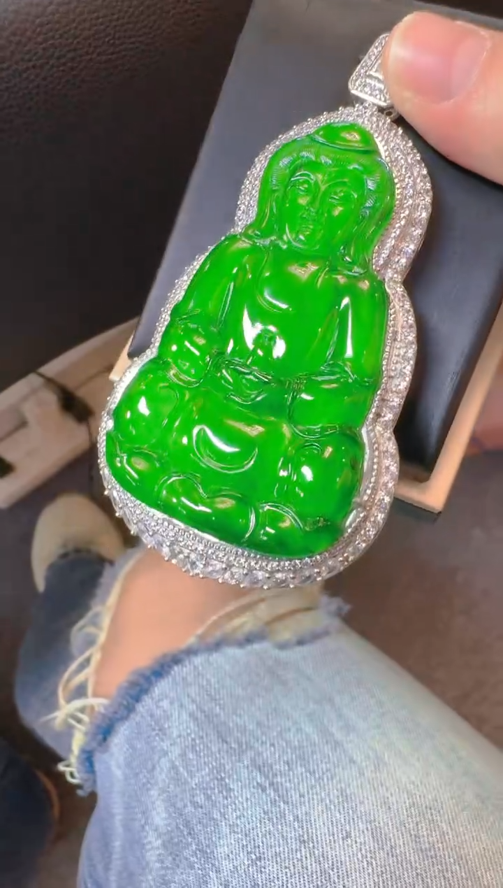 吊坠(赠链)未镶嵌翡翠天然A货翡翠