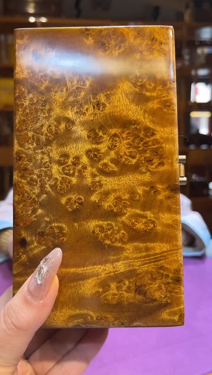香樟木黄金樟满留疤首饰文玩盒18*10*6（微瑕）