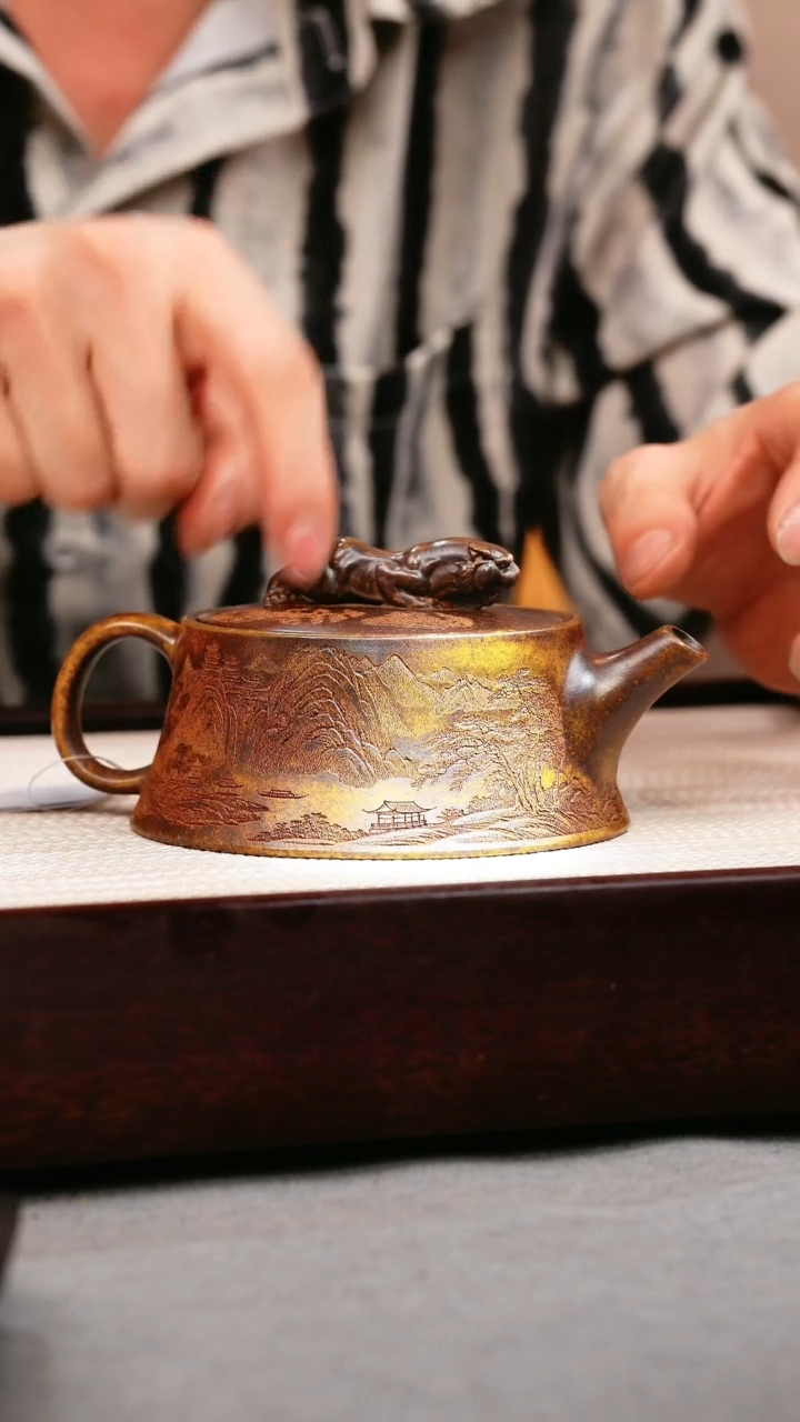 茶壶紫砂龙骨金砂 虎钮柱础 刻绘