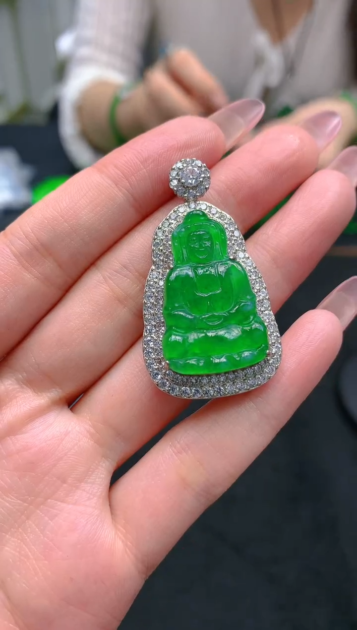 翡翠未镶嵌颈饰天然A货翡翠