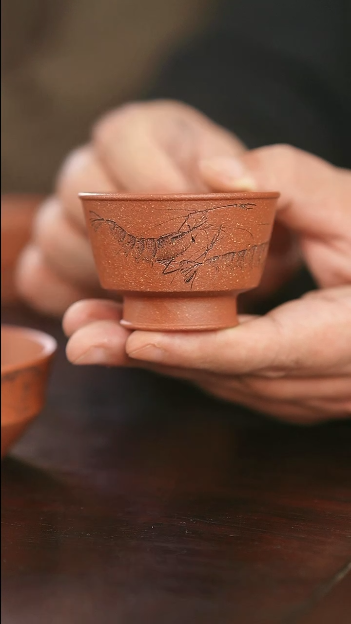 茶杯紫砂昱初刻绘虾主人杯