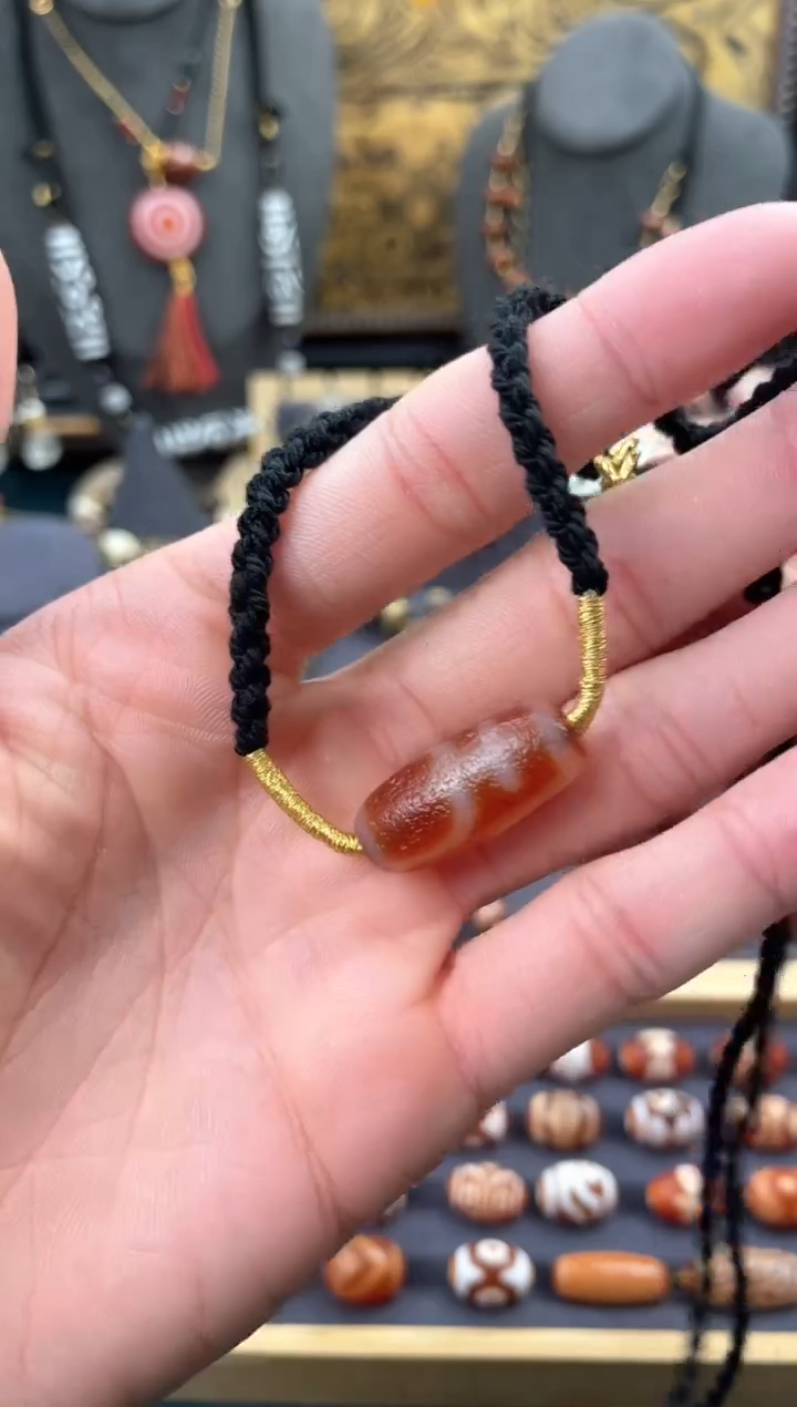 【闪购商品】玛瑙/玉髓颈饰未镶嵌美泓红肉宝瓶锁骨链