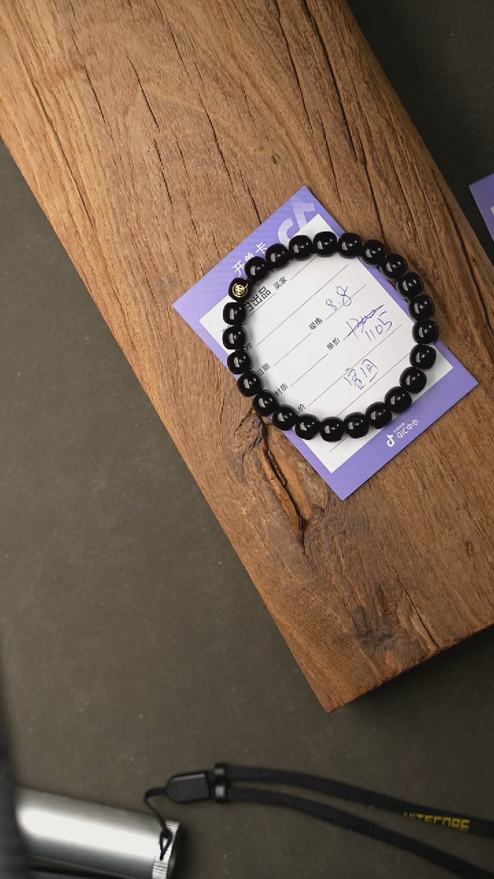 【闪购商品】椰蒂吊坠精工细作 终成大器