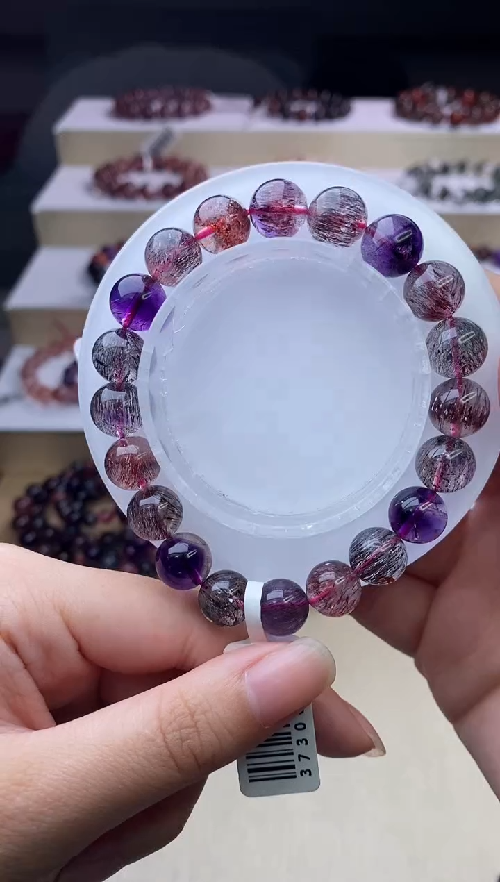 【闪购商品】水晶手链未镶嵌黑加仑超七10m+