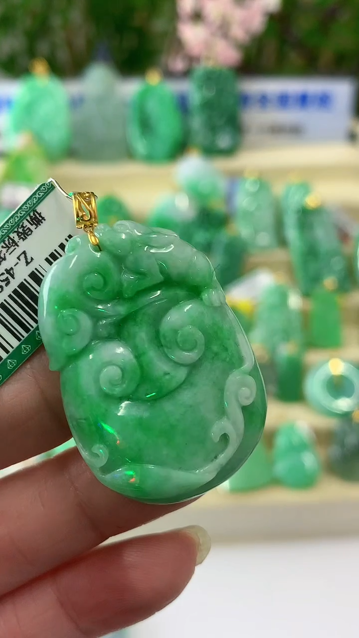 【闪购商品】翡翠颈饰18K金镶嵌挂件