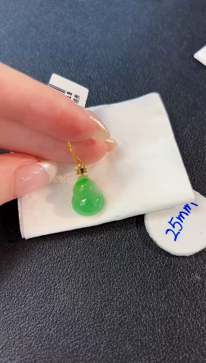 翡翠18K金镶嵌颈饰 缅料A货/支持复检/一件