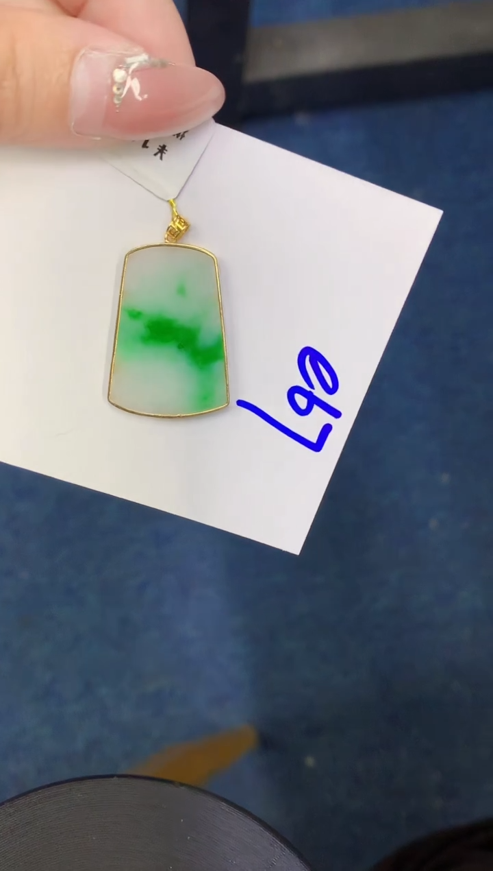 【闪购商品】翡翠颈饰18K金镶嵌000000000000