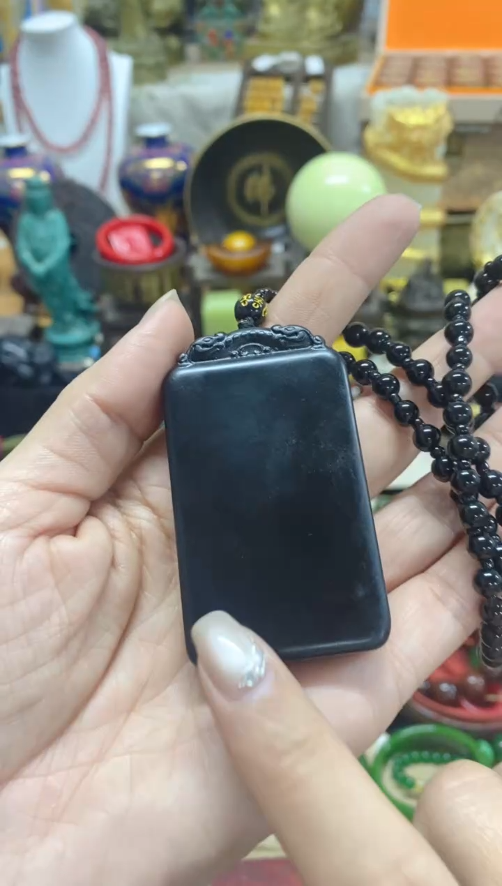 【闪购商品】和田玉（墨玉）颈饰未镶嵌主播推荐主播推荐