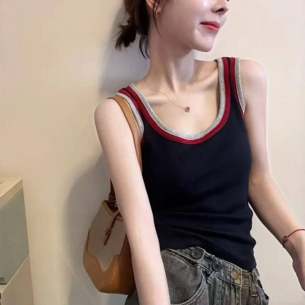 【带胸垫】撞色拼接吊带背心女2025夏季新款外穿韩版时尚修身上衣