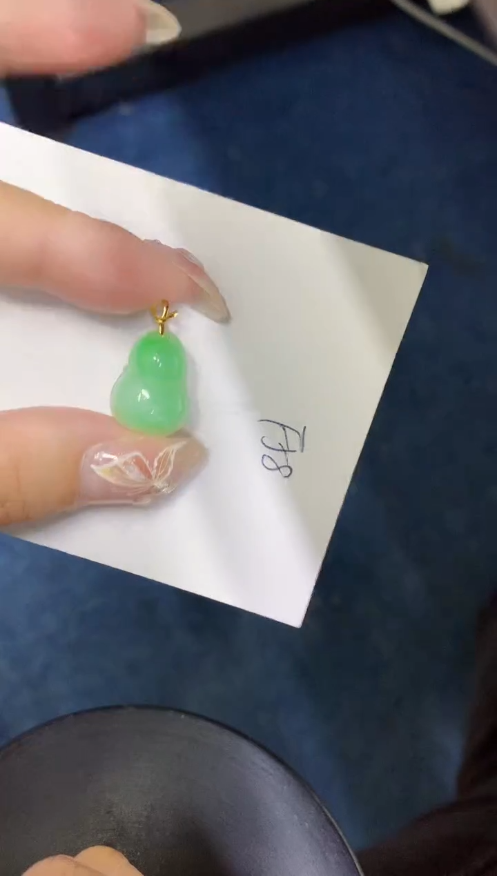 【闪购商品】翡翠颈饰18K金镶嵌0000000000