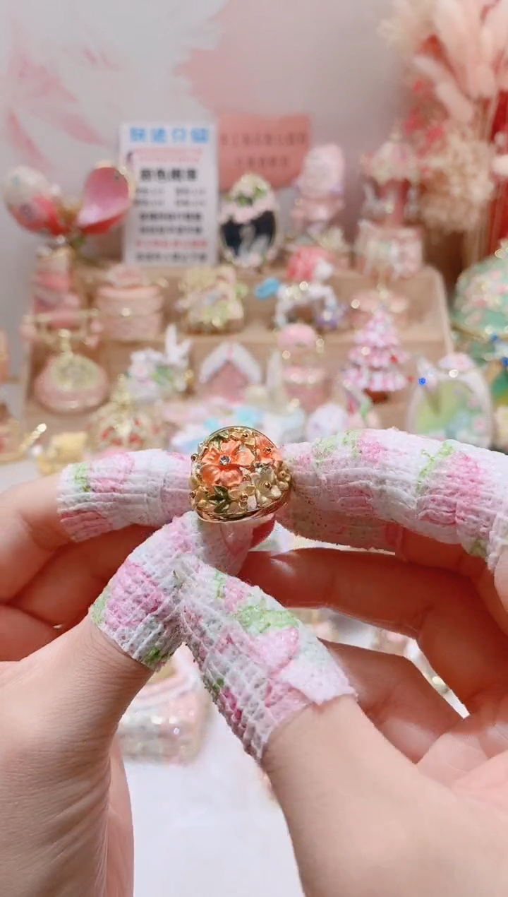 合金珐琅彩戒指一个