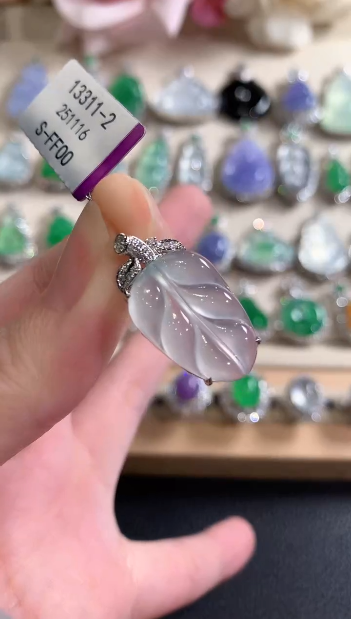 吊坠(不含链)18K金镶嵌翡翠冬日珠宝W2