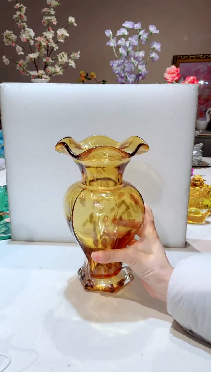 【闪购商品】琉璃手工艺品 金色 透明芬顿高款花瓶