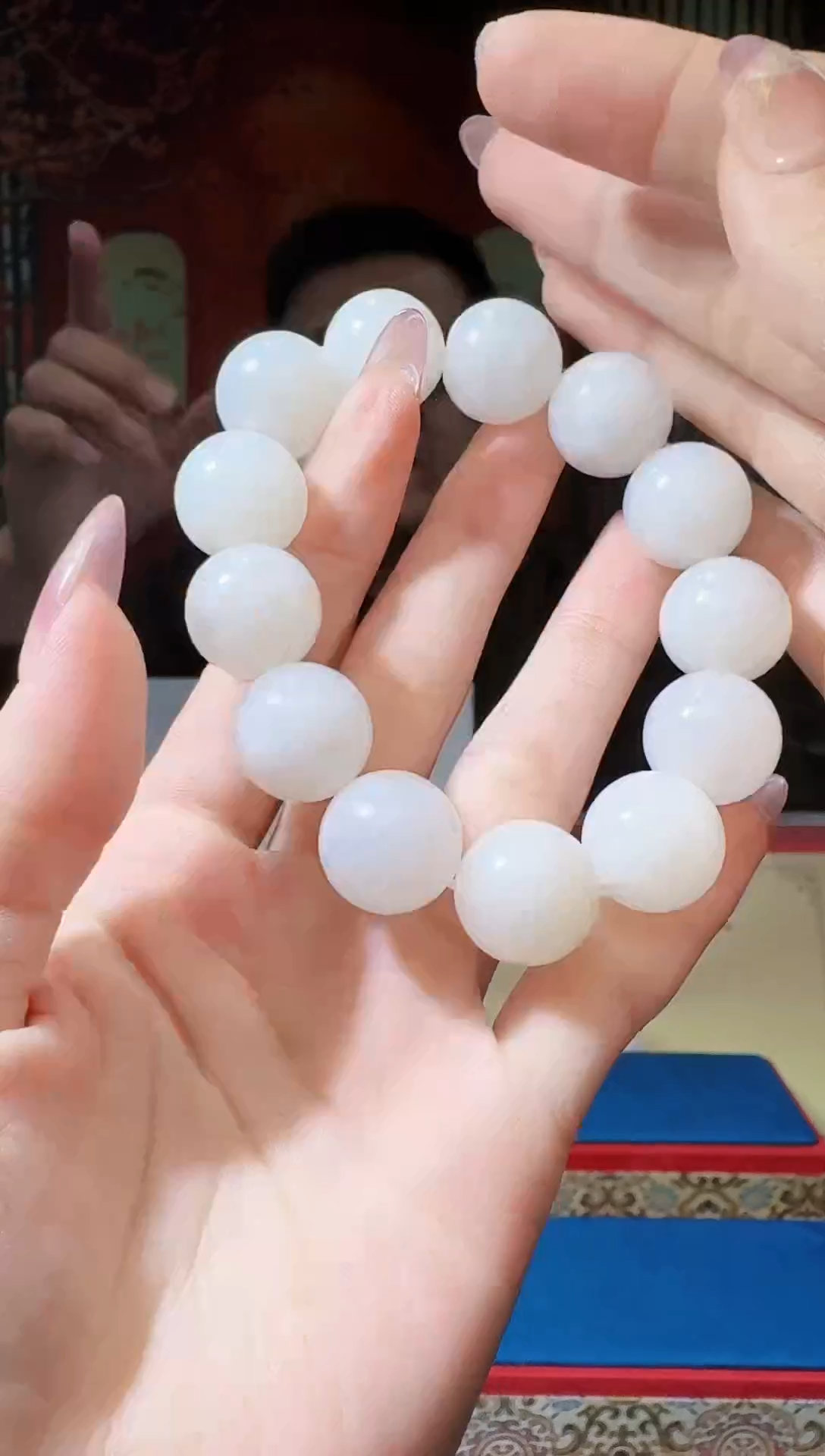 定制和田玉名家匠心馆和田玉多样性发一