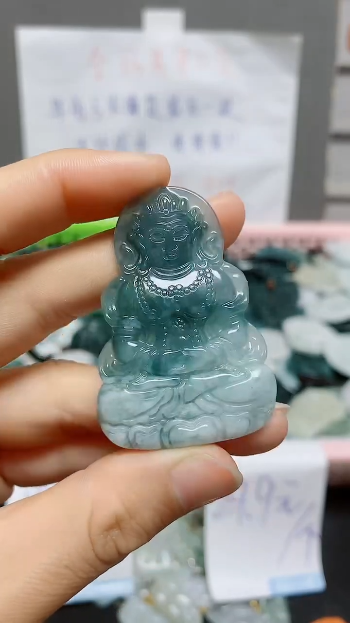 【闪购商品】翡翠颈饰未镶嵌天然翡翠A货