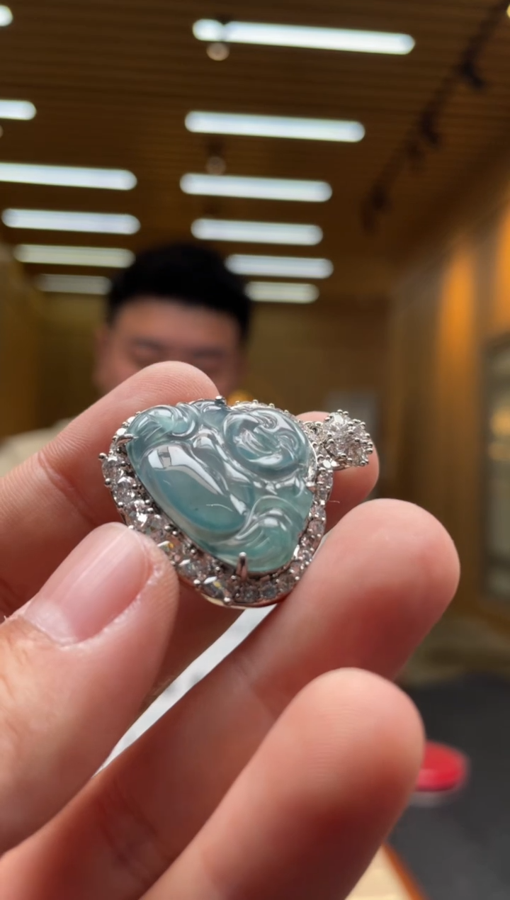 【闪购商品】翡翠颈饰未镶嵌********667