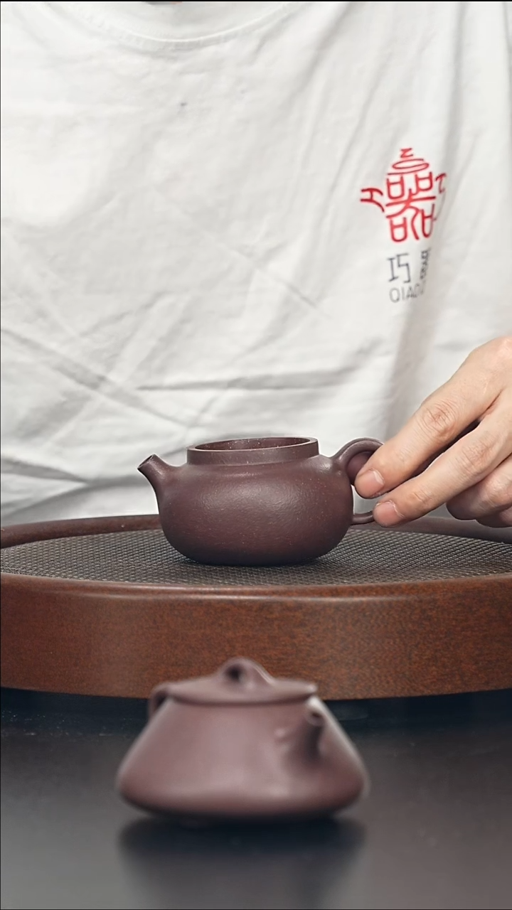 茶壶紫砂安逨-紫泥-全手工无添加-160cc（完美品）